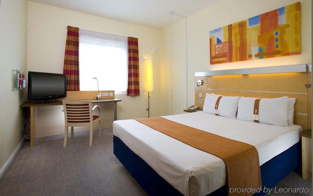 Holiday Inn Express Bedford By Ihg Eksteriør bilde